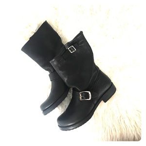 Frye Veronica Short Shortie Black Boots